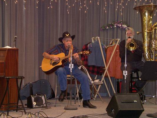 Jerry Mullins on Guitar